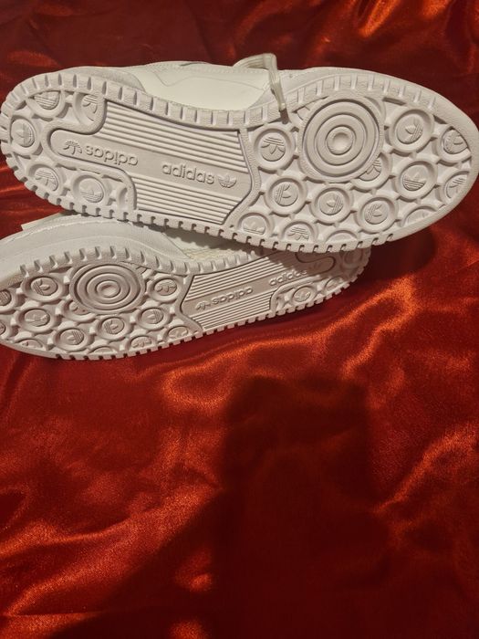 Adidasi unisex originali