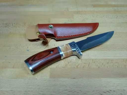 Cuțit Sârbesc, Oțel inoxidabil cu garda prindere, teaca piele