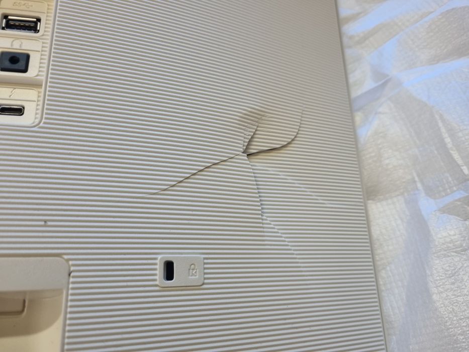 Геймърски монитор 34 инча Samsung ViewFinity S6