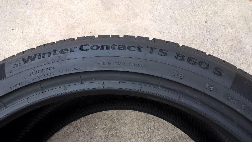 O anvelopa de iarna 305 35 21 continental wintercontact TS 860S 7,8 mm
