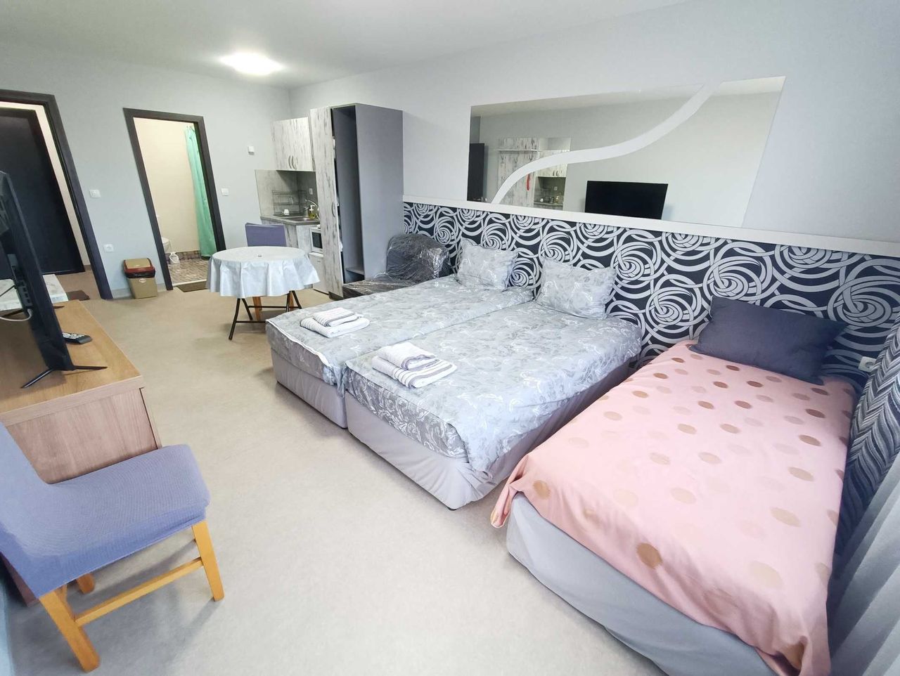 Продава се Двустаен апартамент в Велинград - 80 кв.м за 1113 €/кв.м - Снимка #10