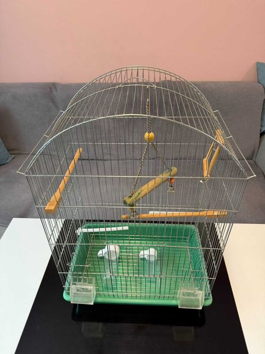 Клетка за птици – удобна, практична и лесна за почистване