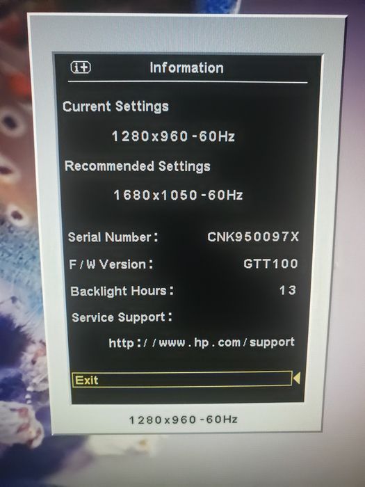 Monitor hp ,tastatura si mouse,la pachet