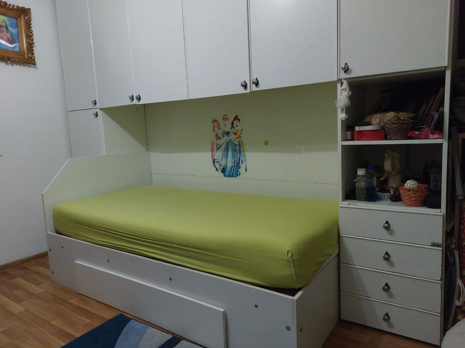 De Vanzare pe bucata sau toate impreuna!