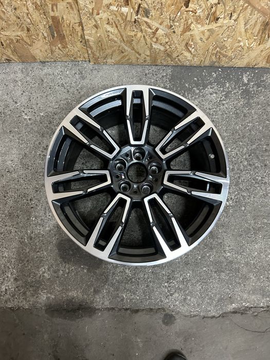 Janta 19 bmw G60 G61 i5  style M 935
