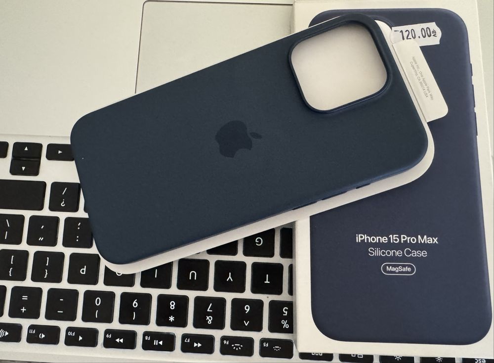 Оригинален нов Apple кейс за iPhone 15 pro max