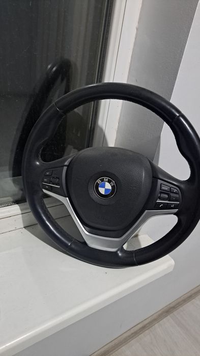 Руль в отличном состоянии