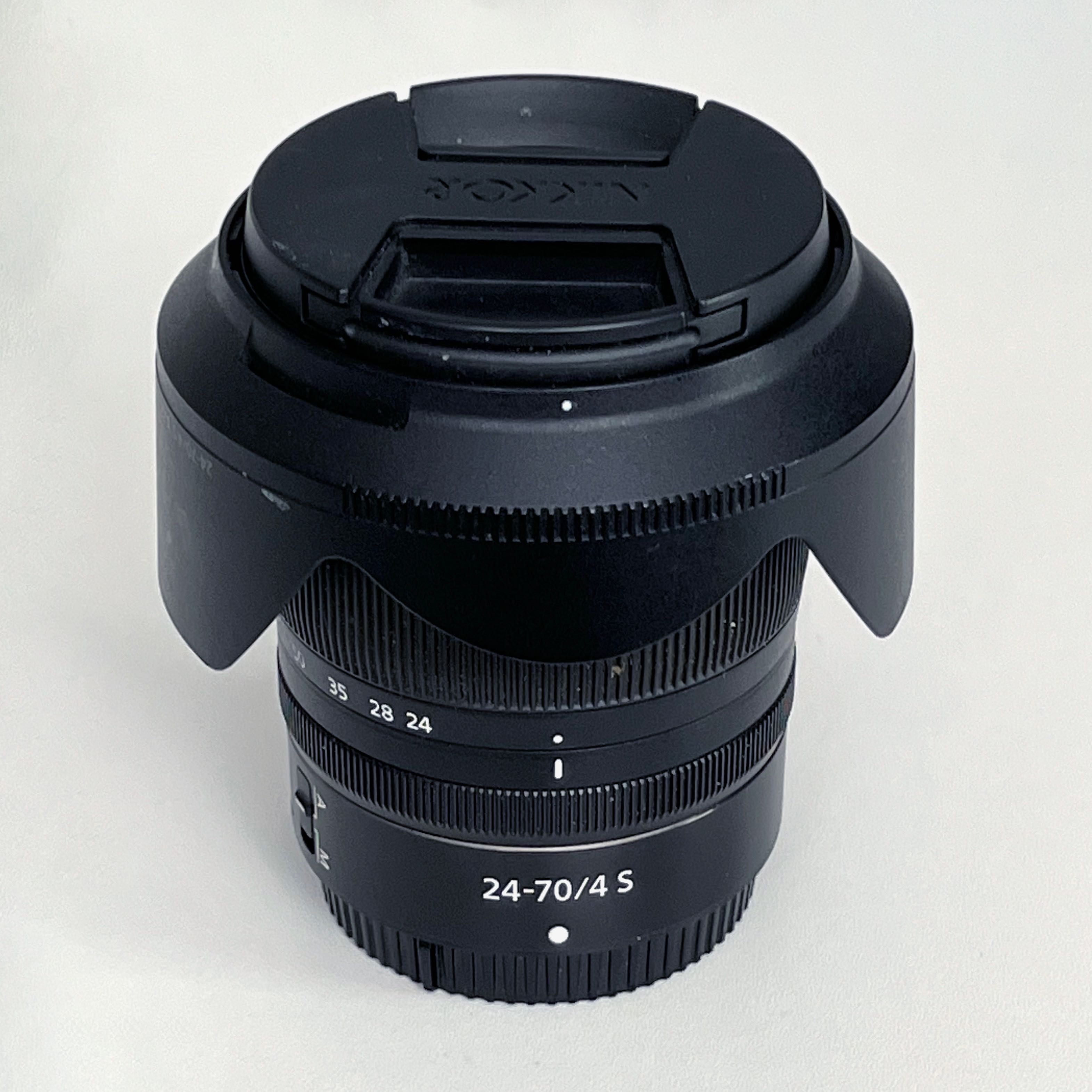 Nikon Z 7 I cu obiectiv Obiectiv Nikkor 24-70mm/F4 S