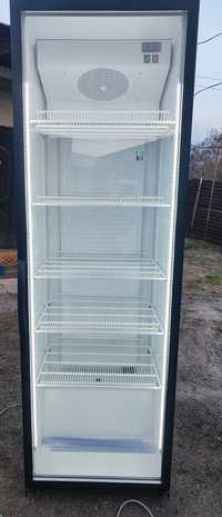 Продам витринный холодильники