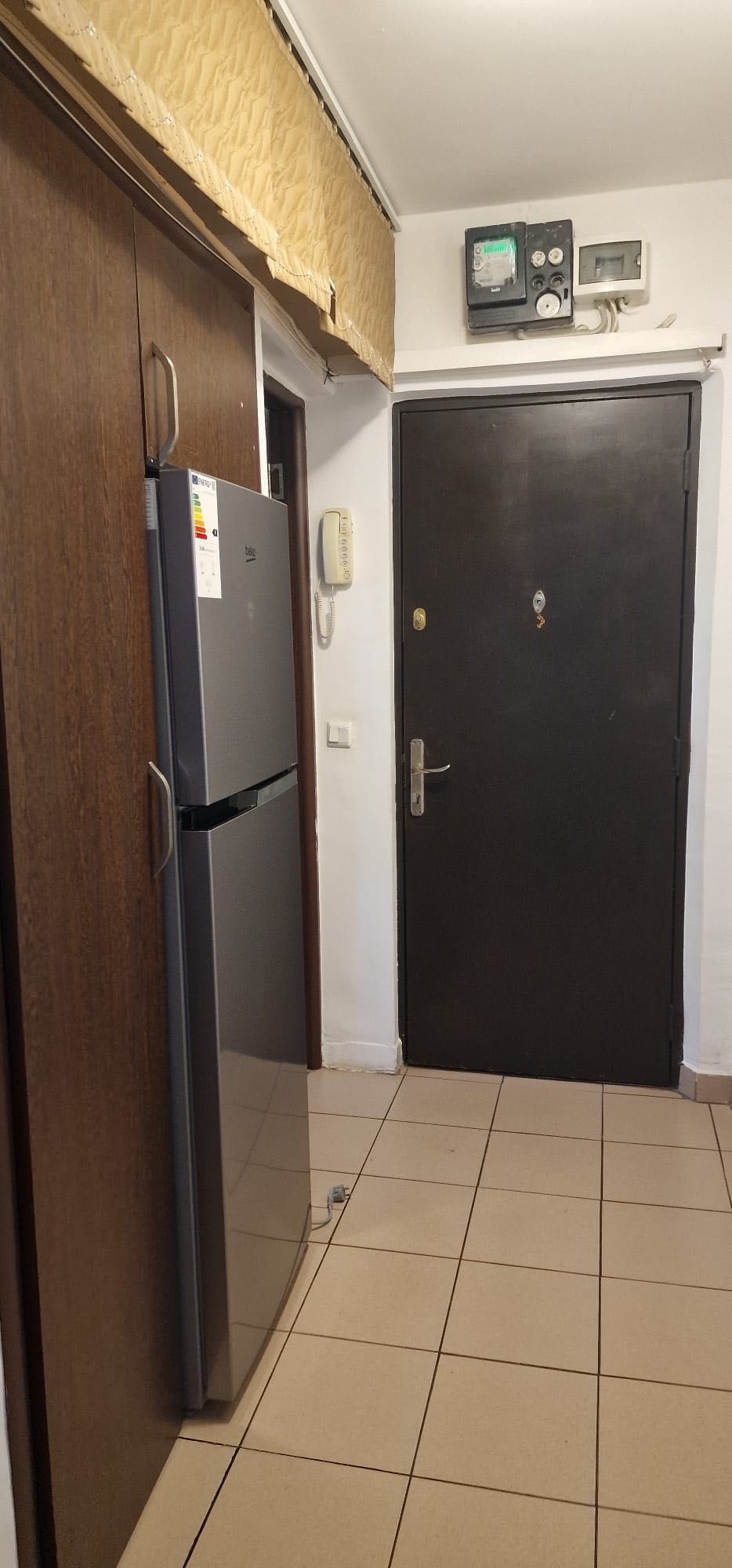 Închiriez apartament