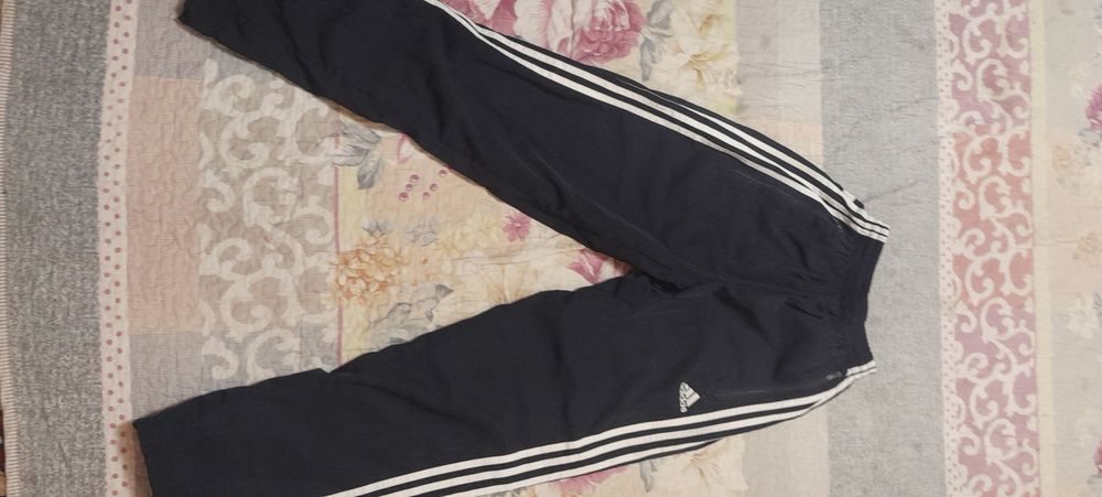 Спортивные штаны