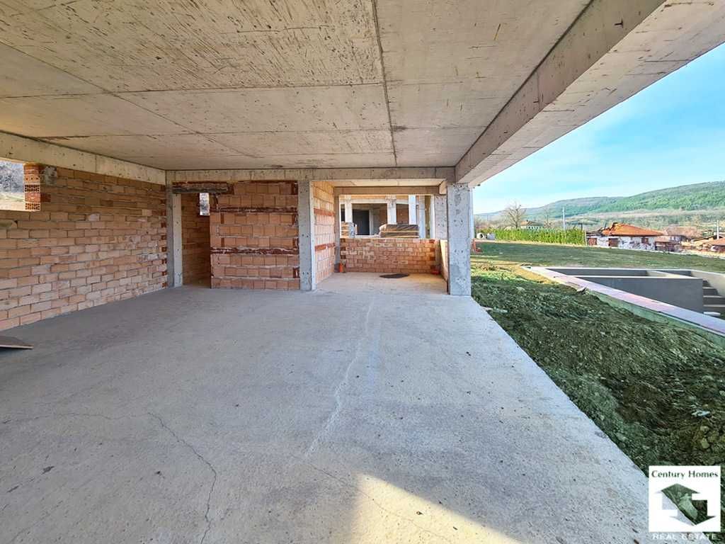 Продава се Къща в с. Пчелище, Област Велико Търново - 520 кв.м за 722 €/кв.м - Снимка #22