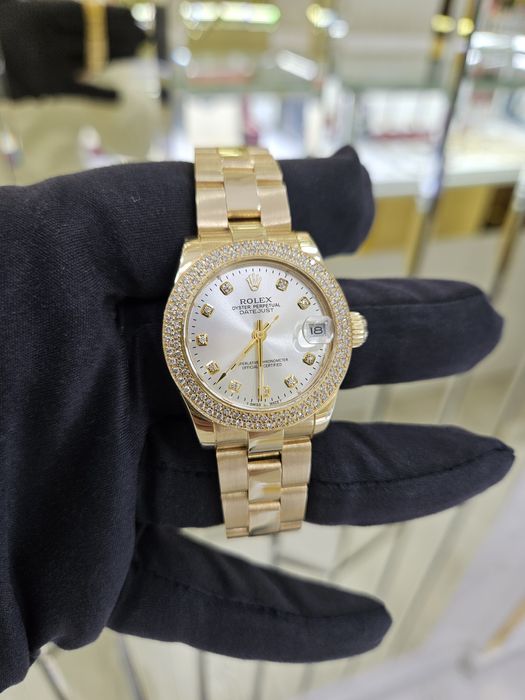 Продам женские золотые часы Ролекс