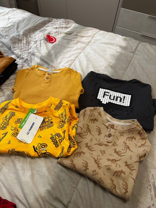 Блузки за момче 98-104 17бр.