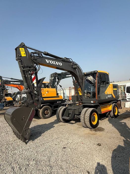 Услуга Экскаватор, Катлаван, траншеи, гидромолот ишларини киламиз