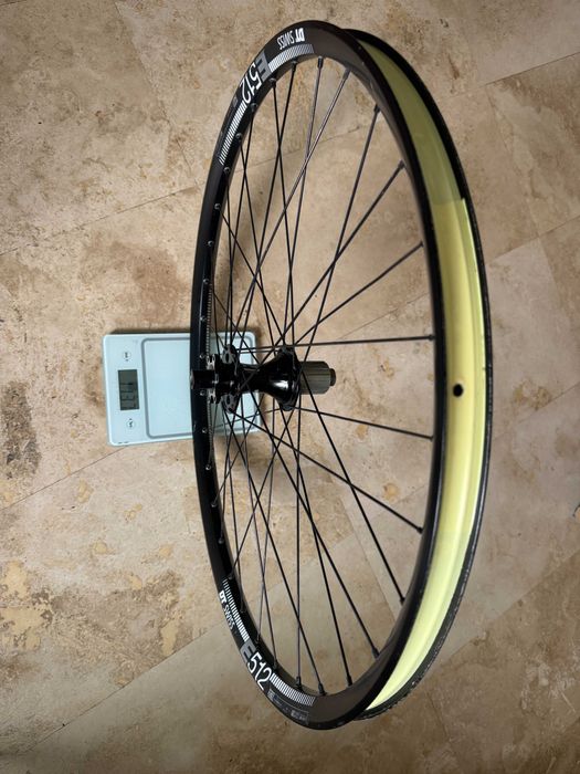 Roata MTB 27,5 Janta DT Swiss E512 25mm, butuc Novatec disc, caseta HG