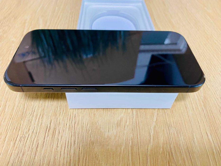 НОВ !!! Apple iPhone 16 Pro, 256GB, 5G, Black Titanium, 100%