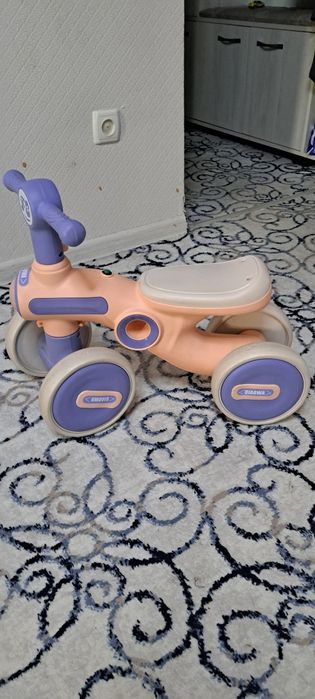 Продается детский беговел