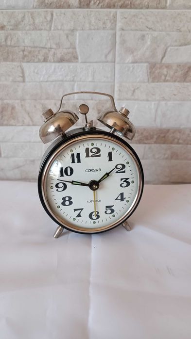 Часовник / будилник - CORSAR - Made in Hungary - 1965г.