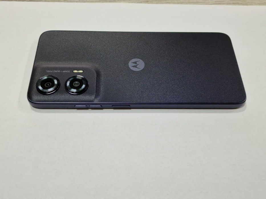 Смартфон Motorola Moto g35, Две SIM карти, 256 GB, 8 GB RAM, 5G