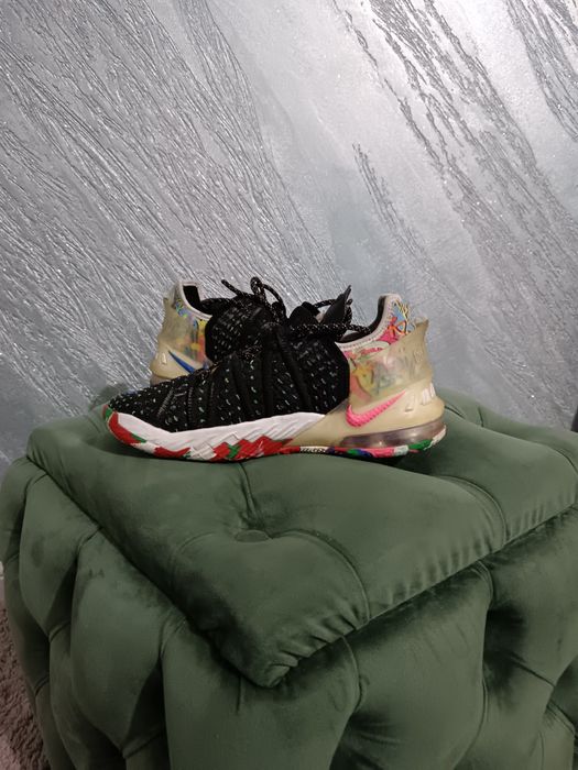 Nike Lebron 18 stare foarte buna