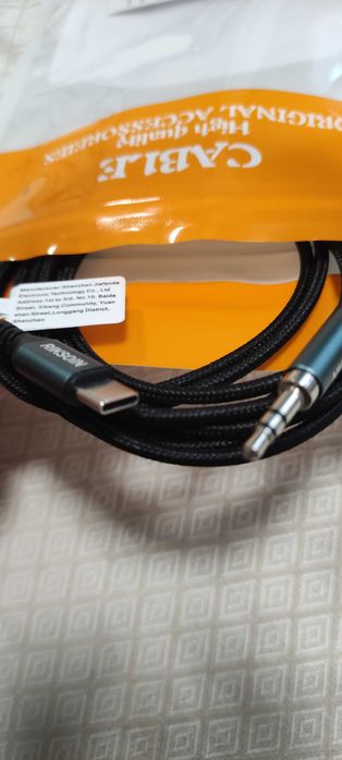 Аудио кабел Riksoin с 3,5 мм жак / мъжки/ към USB-C конектор