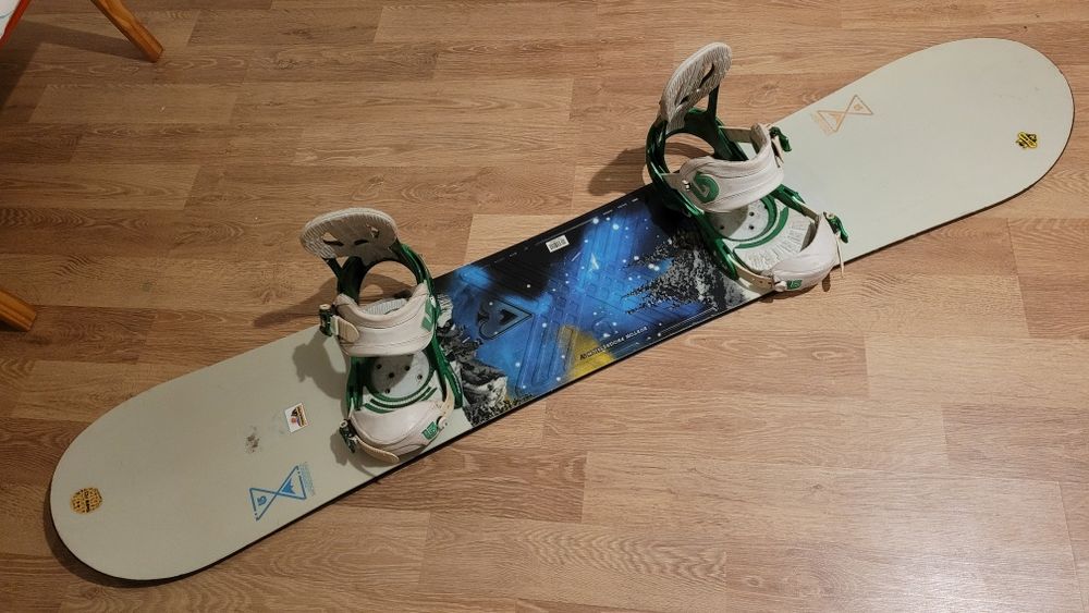 Placa snowboard Burton 157 cu legături Burton Cartel