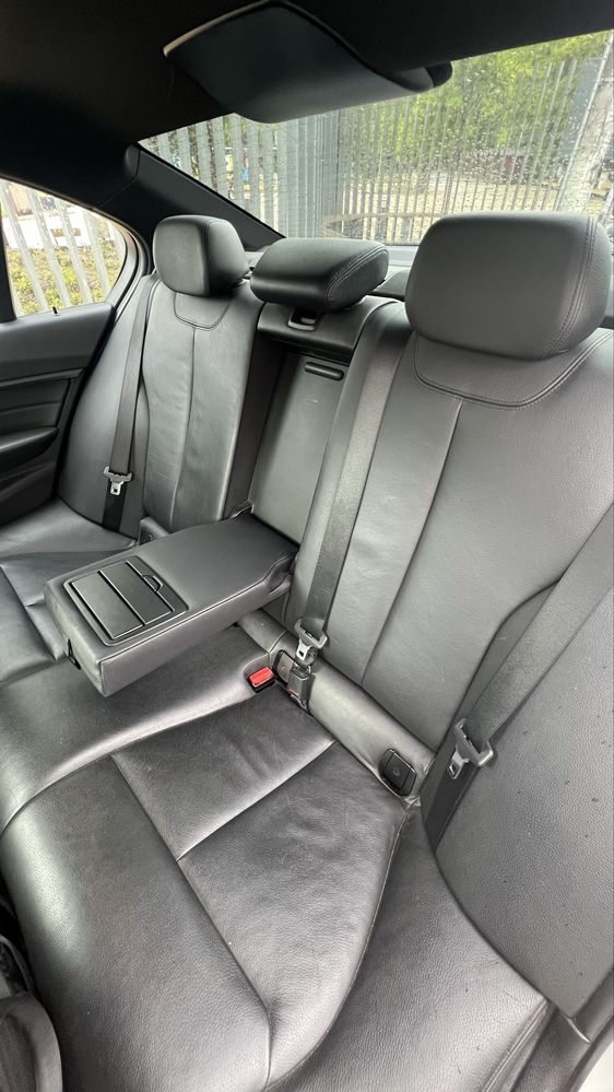 BMW F30 Activehybrid 3 (335i) 2014
