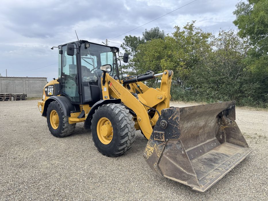 Incarcator frontal caterpilar cat ,  906H , 2650 ore