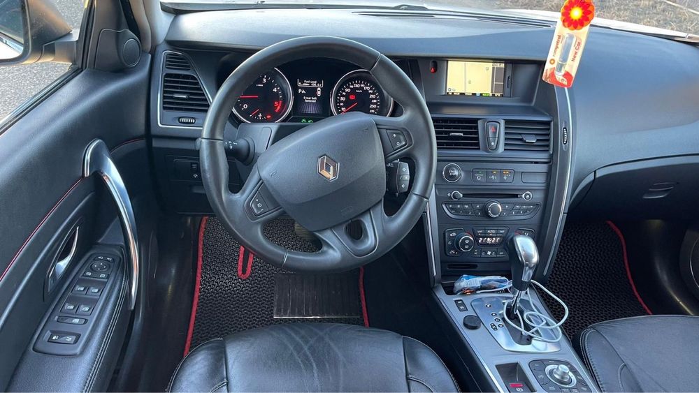 Renaul Latitude 2.0 dci automata