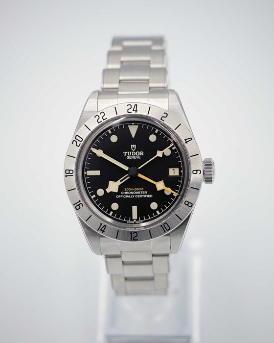 Tudor Black Bay Pro - НОВ