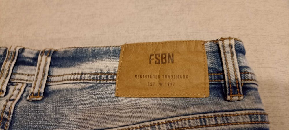 Мъжки дънки FSBN