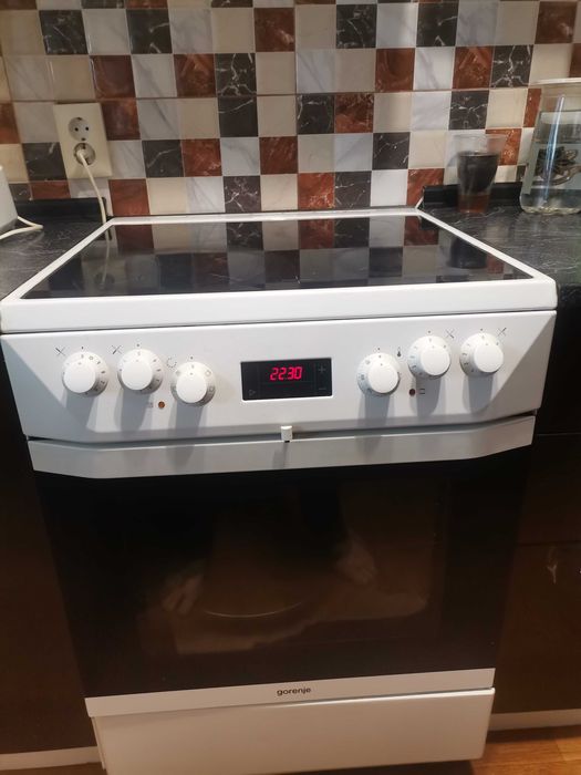 Электрическая плита