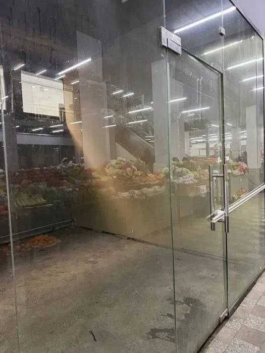 Купить магазин в Эко Базаре, Чиланзар 15 m2 ID 184 Дукон сотилади