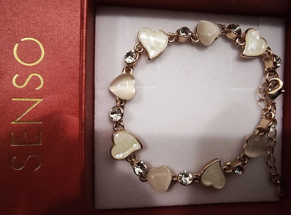 Нова прекрасна, италианска гривна Senso със сърца