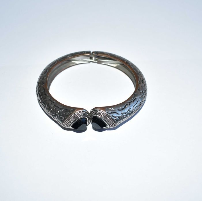 Стара Дамска Гривна - Цвят Сребро