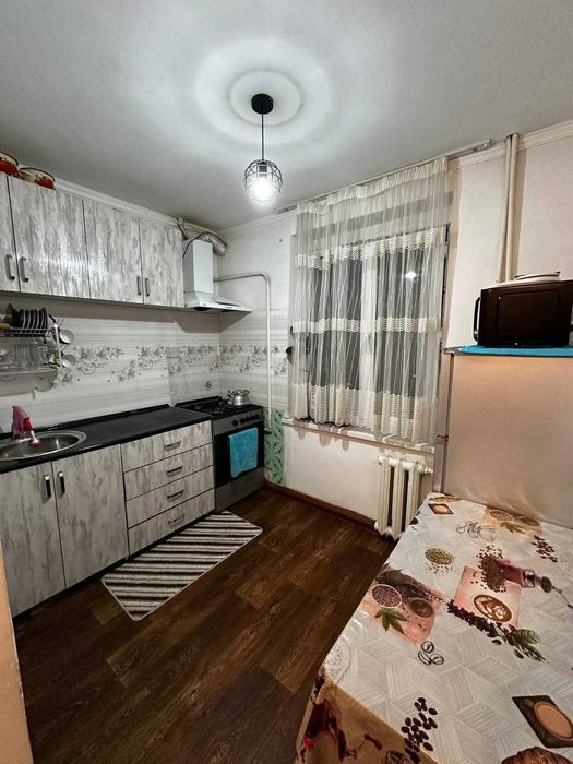 Продаётся квартира, Массив Феруза 2.