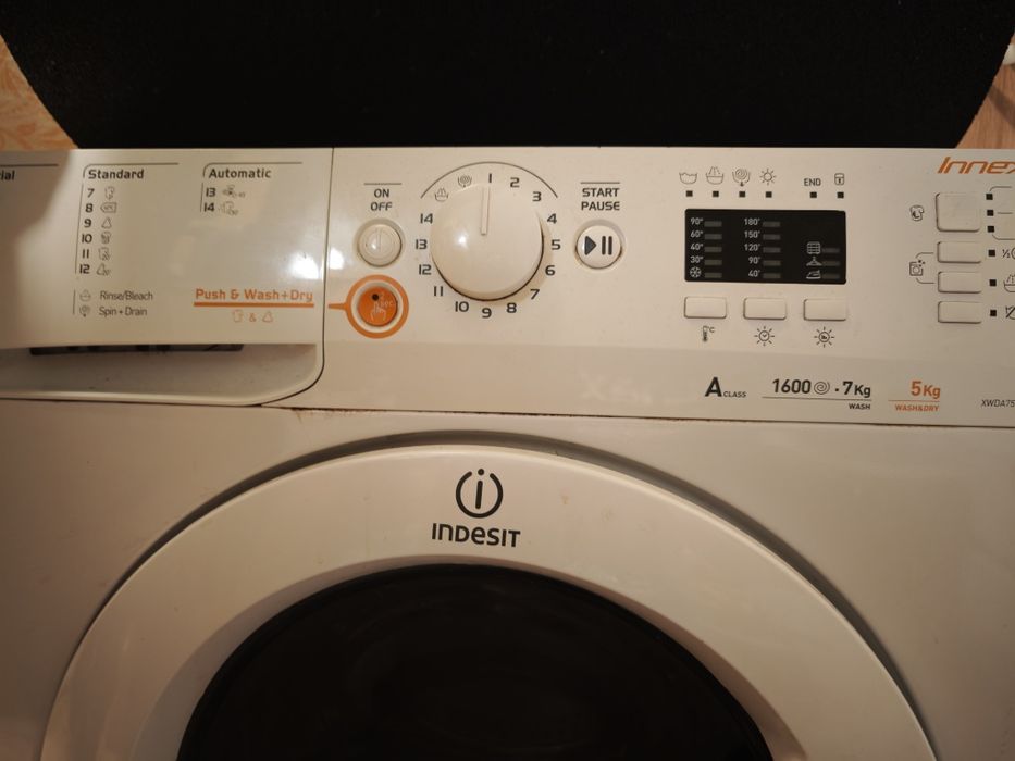 Пералня със сушилня Indesit XWDA751680