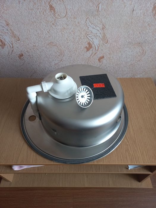 Кухонная мойка       б/у