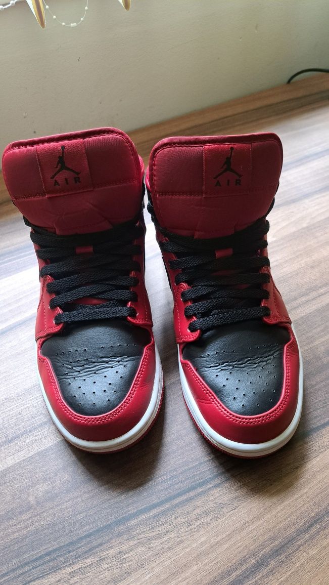 сникърси   "Jordan 1"