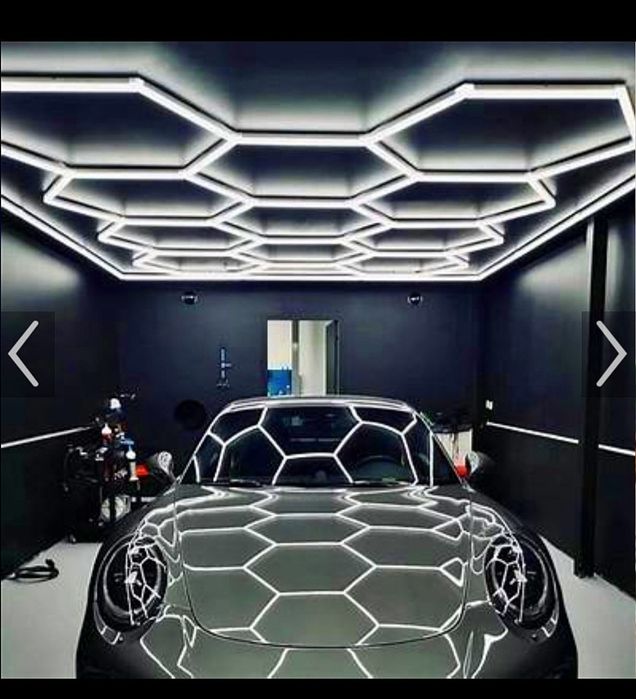 Aplica LED Hexagon 14 module 672W 70000 lumeni 484x243cm iluminat pro