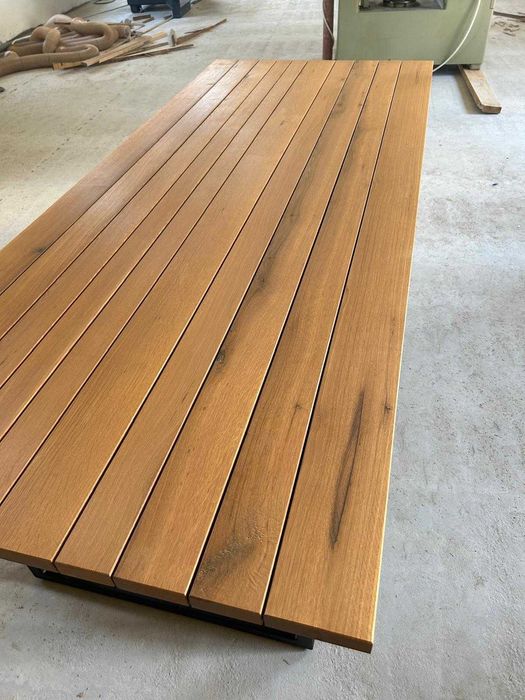 Masă din stejar pentru terasă