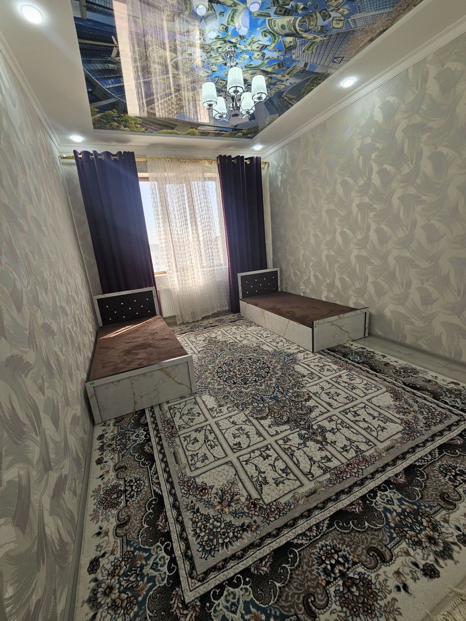 Сдаётся 3х комнатная квартира на 7этаже в районе Крытый рынок 17школа