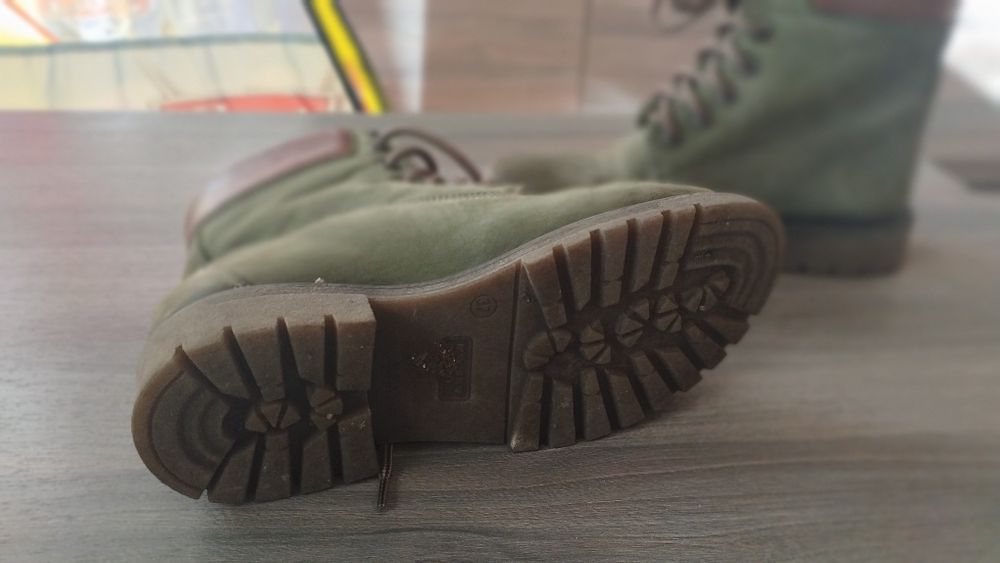 Естествена кожа- дамски боти