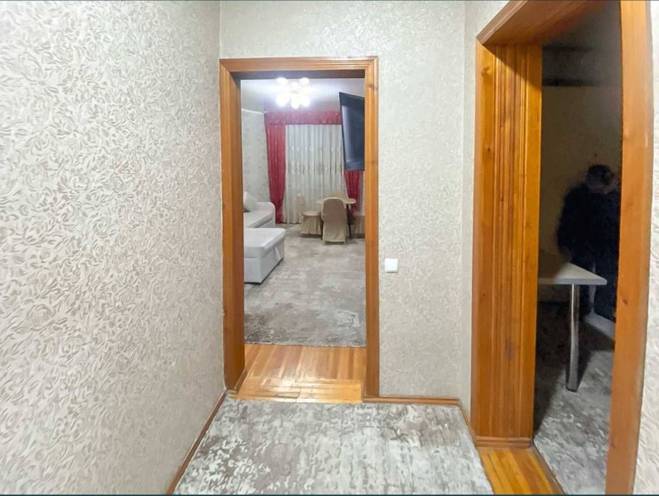 В аренду квартира полностью укомплектована на мОйбек .600$