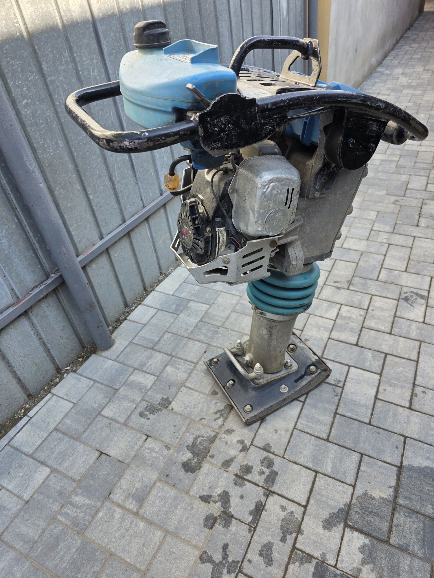 Mai compactor Weber Srv 620 Motor Honda stare buna 4T