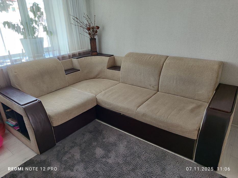 Продам большой диван