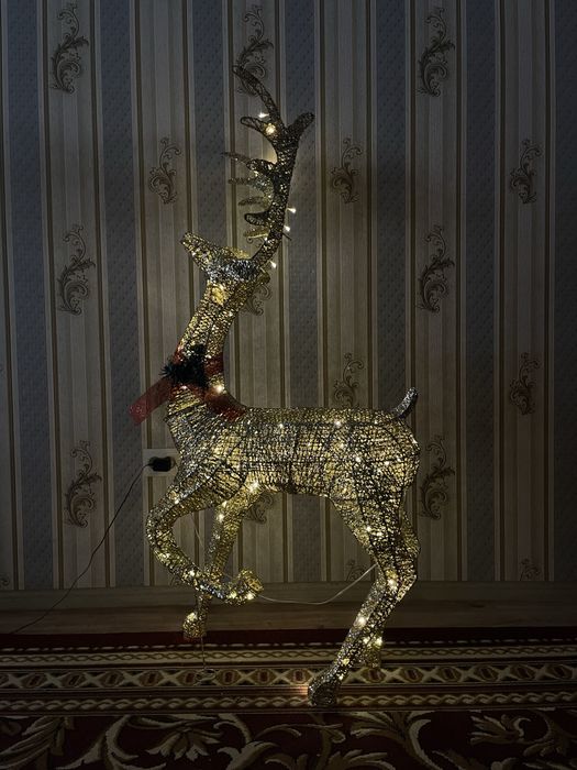 Новогодние олень для оформление