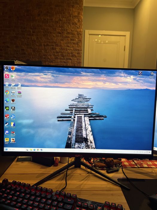 Продам монитор 180 гц