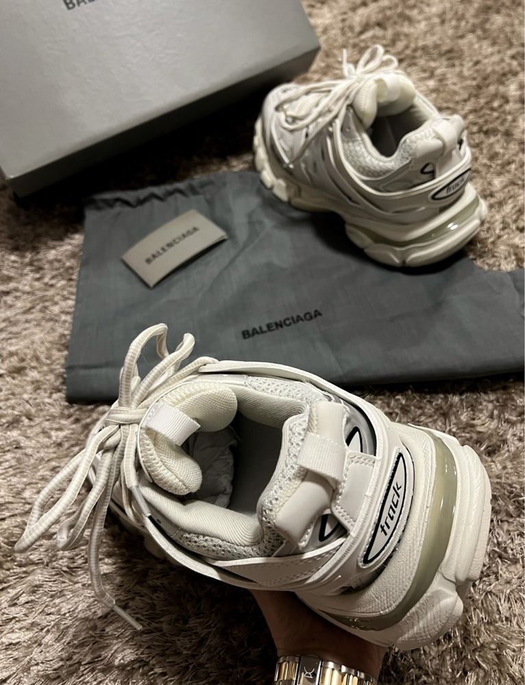 Balenciaga tracks